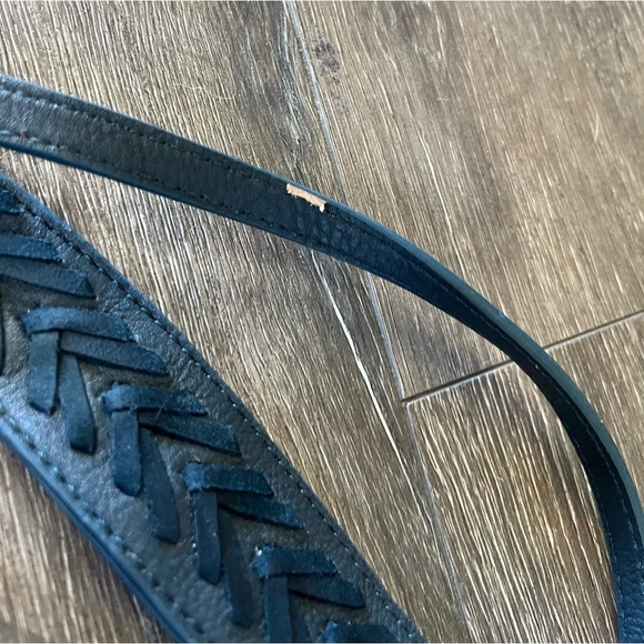 Big Buddha Dark Blue Crossbody bag with paisley interior - Picture 3 of 6